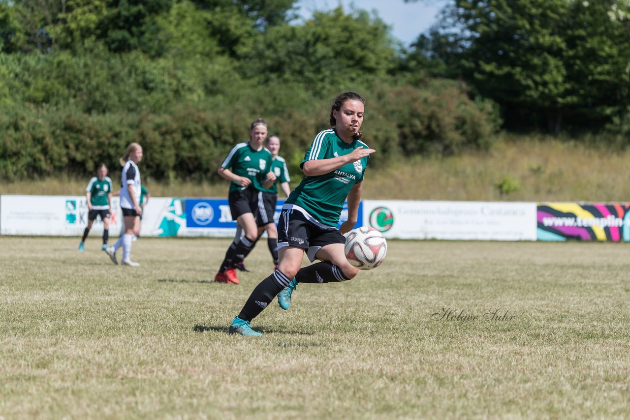 Bild 116 - wBJ TuRa Meldorf/Buesum - JFV Luebeck : Ergebnis: 1:0